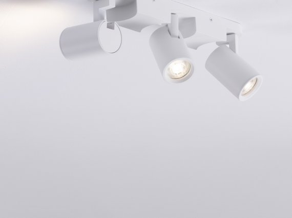 9030782_4