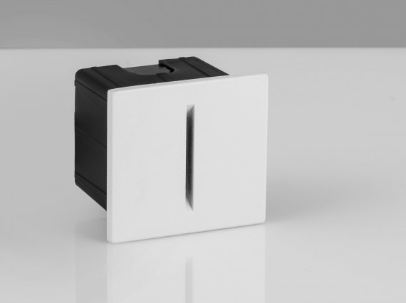 9050709_3
