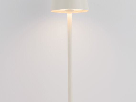 9030562_5